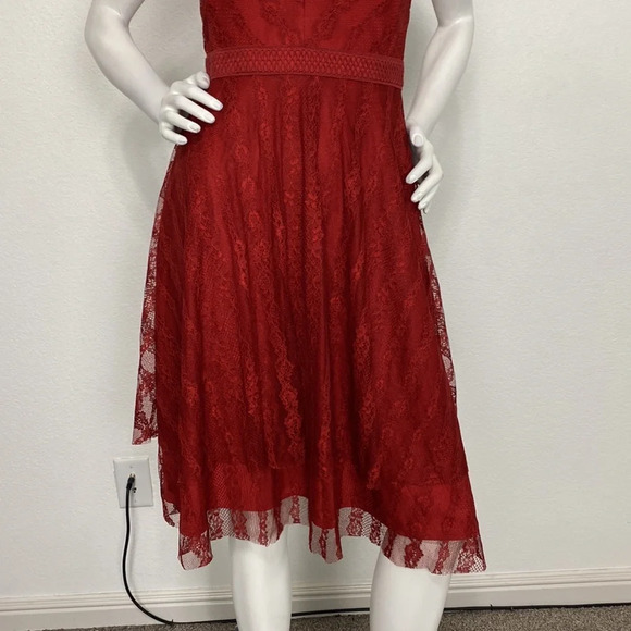 Moulinette Soeurs Anthropologie "NEW" Burgundy Tango Lace Midi Dress Size 2 - Picture 5 of 11
